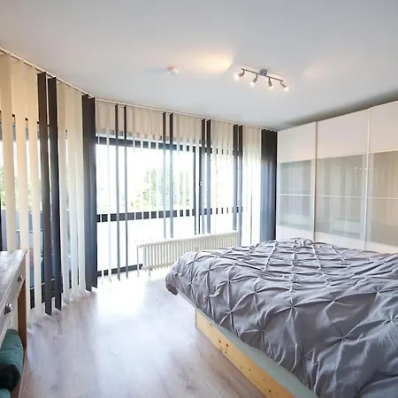 Wohlfuehlwohnung Naehe Des Rheins Apartment Bonn