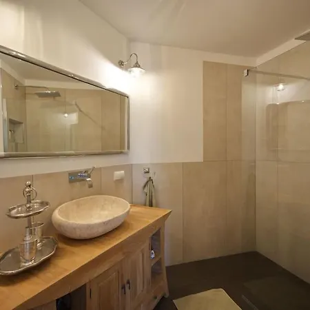 Διαμέρισμα Wohlfuehlwohnung Naehe Des Rheins Βόννη