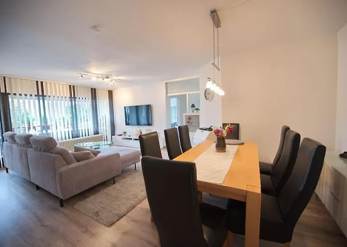 Wohlfuehlwohnung Naehe Des Rheins بون